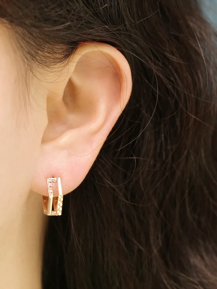 14K Gold Two Line Pentagon Conch Hoop Earring MinimalBijoux Earrings