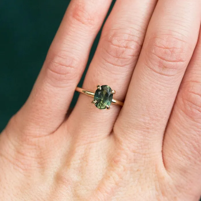 Anueva Jewelry Rings 170ct Moss Green and Blue Oval Sapphire Plain Solitaire Ring in Yellow Gold