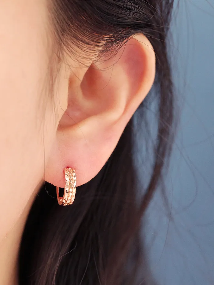 MinimalBijoux Earrings 14K Gold 3Line Cartilage Hoop Earring