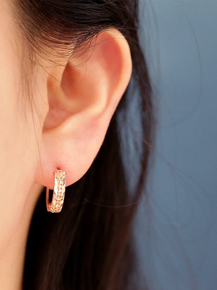 MinimalBijoux Earrings 14K Gold 3Line Cartilage Hoop Earring