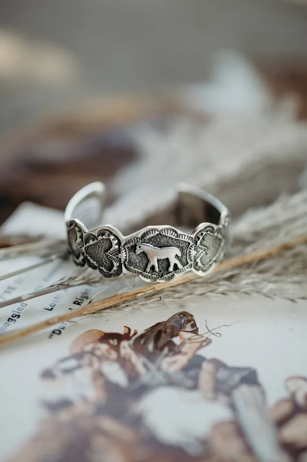 Bracelets Al Zuni Global Jewelry Hearts Horses Sterling Silver Cuff Bracelet