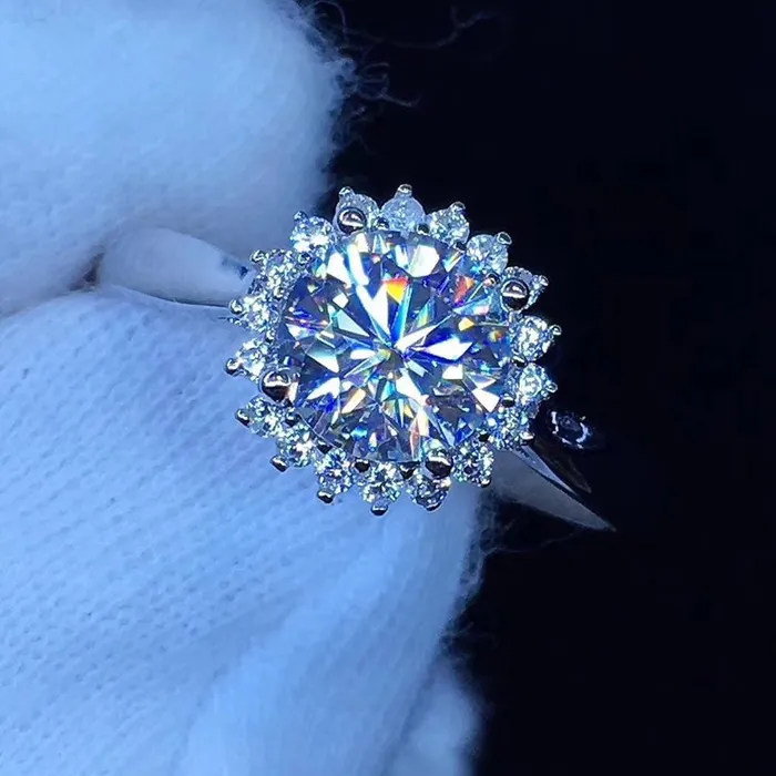 Luxus Moissanite Rings Jewelry Rings Platinum Plated Silver Halo Moissanite Ring 1ct