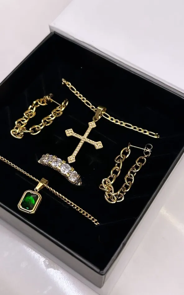 VibeSzn Necklaces Figaro Cross Necklace